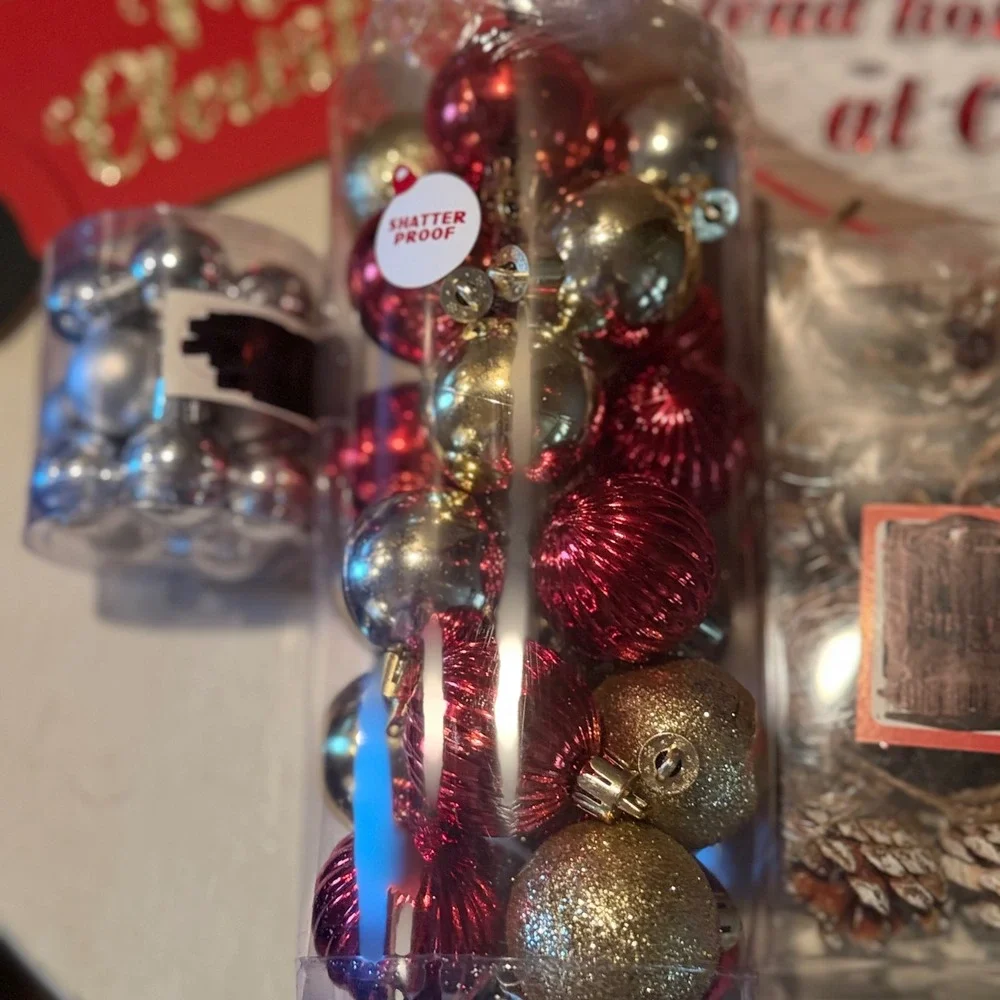 Rustic Red Truck Merry Christmas All Roads‎ Lead Home Sign Ornaments Pinecones
